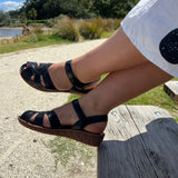 Tango's Jennifer available in 4 colours