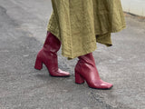 Carrano Bergen available in 2 colours