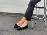 Quality women's shoes. Comfortable ballet flats in soft suede. In black.